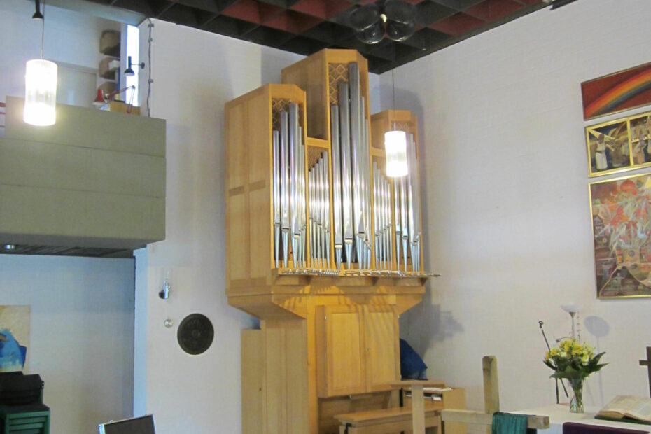 Wiesbaden Ev. Auferstehungsgemeinde Umintonation Überarbeitung Reinigung Orgelbau Mebold